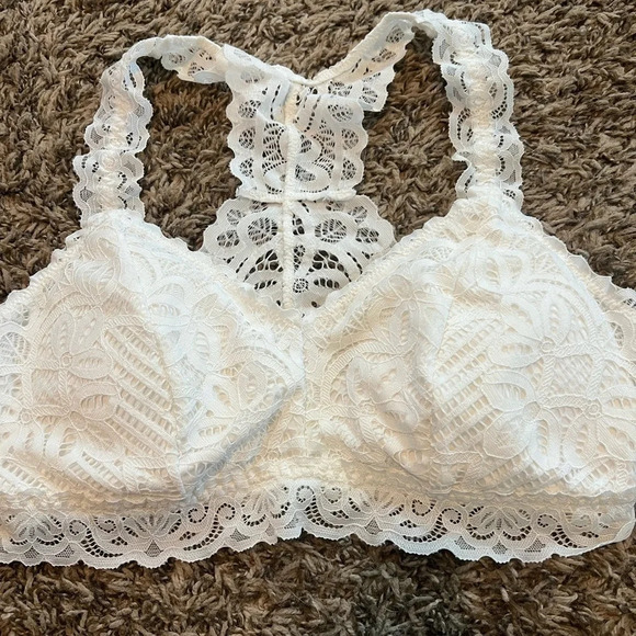 Lace bralette - Picture 1 of 3